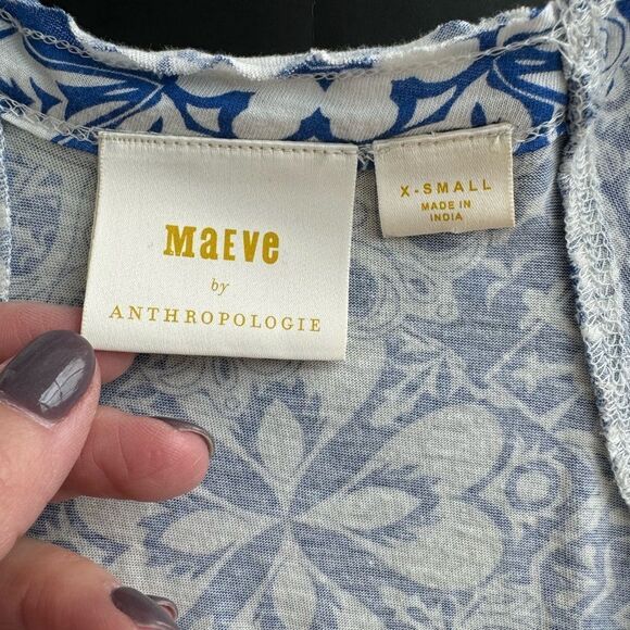 Maeve Anthropologie Sz XS Catie Ruffle-Sleeved‎ Tee Blouse Top Blue Motif Boho - Picture 11 of 14